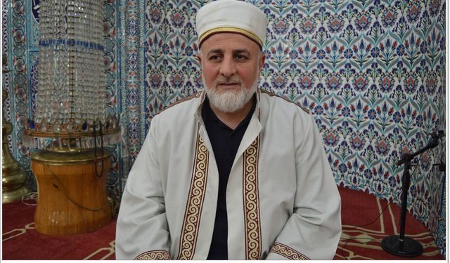 Vaiz Nergis: Ramazanda cömertlik israfa dönüşmemeli