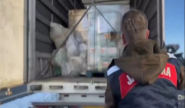 Van ve Hakkari’de narkotik operasyonu: 15 gözaltı