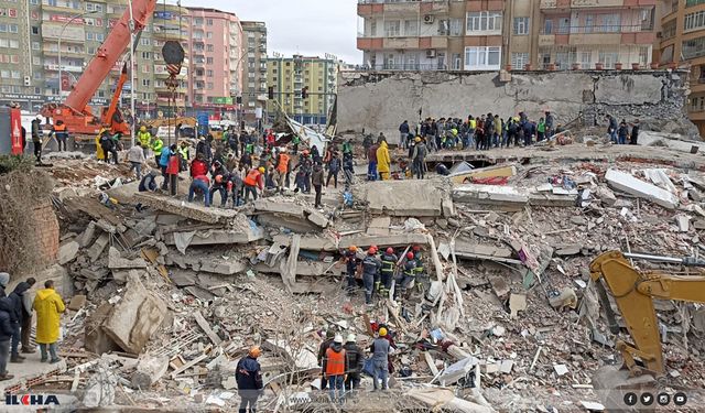 Kırmızı bültenle aranan firari müteahhit Tayland’da yakalandı