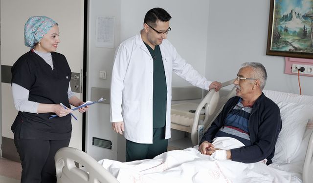 Malatya'da kanser hastasına kapalı yöntemle başarılı operasyon