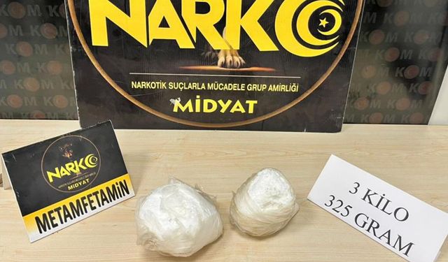 Mardin'de araç içinde 3 kilogram metamfetamin ele geçirildi