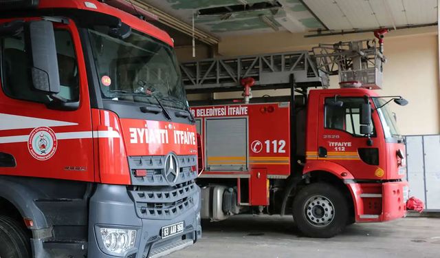 Şanlıurfa'da kayalıklarda mahsur kalan iki kardeş kurtarıldı