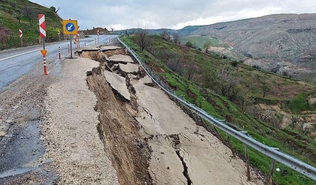 Siirt’te heyelan: Ulaşım kontrollü sağlanıyor
