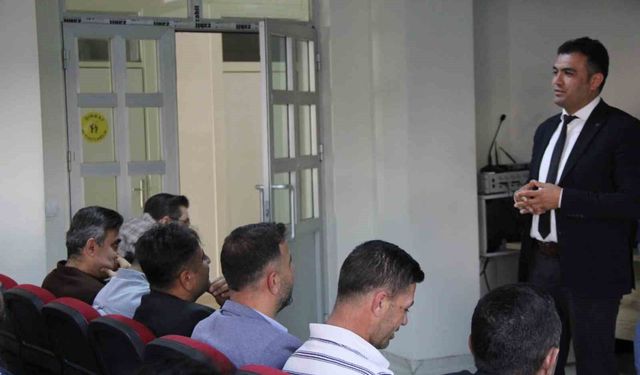 Cizre'de ehliyet sınav sorumlularına kritik eğitim