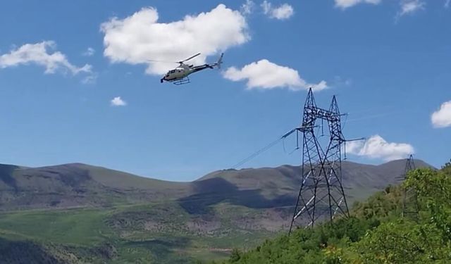 Diyarbakır'da enerji hatlarına helikopterli bakım
