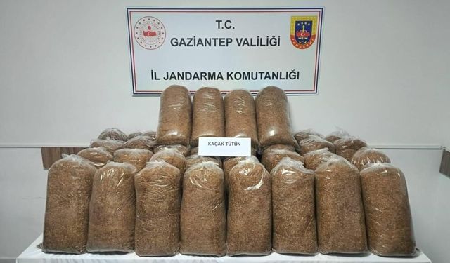 Gaziantep’te kaçakçılık operasyonu: Tonlarca malzeme ele geçirildi, 5 gözaltı