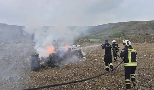 Siirt’te arı kovanlarında çıkan yangın maddi zarara yol açtı