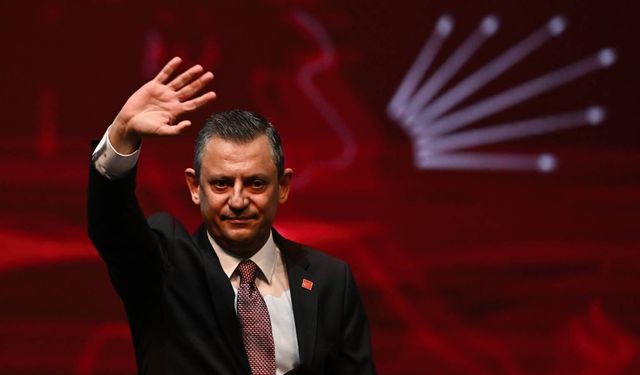 Öztürkmen: CHP trol hesaplara 755 milyon ödedi