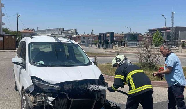 Siirt'te maddi hasarlı trafik kazası