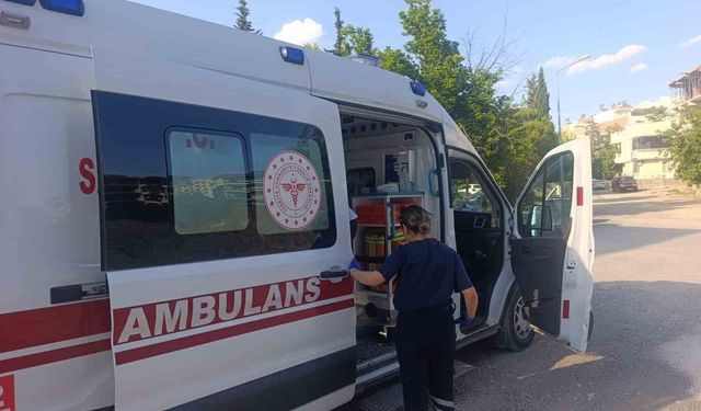 Yüksekten düşen 2 yaşındaki çocuk yaralandı