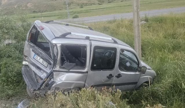 Bitlis’te iki araç çarpıştı: 5 yaralı