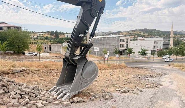 Geciken yol çalışmasına özürlü açıklama: Vatandaş çözüm bekliyor