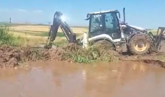 Diyarbakır'da sulama sorunu: 15 numaralı sifon patladı; 5 bin dönüm...