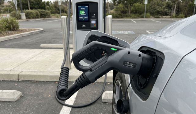 Avrupa'da elektrikli araç satışları hızlandı