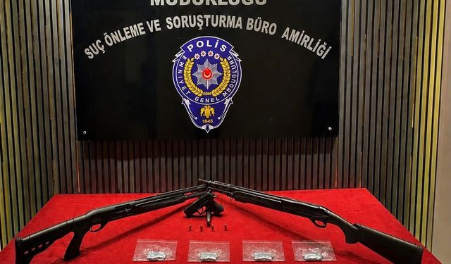 Şahinbey’de ruhsatsız slah ve narkotik madde ele geçirildi