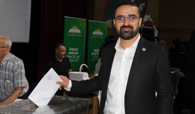 HÜDA PAR Batman Merkez İlçe Kongresi'nde Cihad Altun güven tazeledi