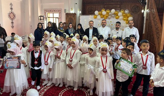 Malatya'da miniklerin Kur'an'a geçiş sevinci