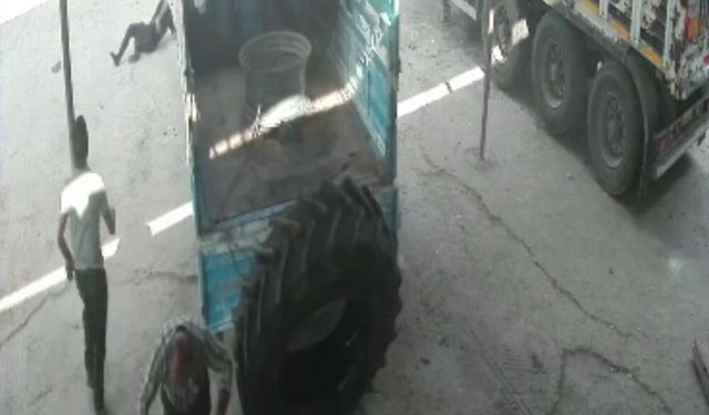 Siirt'te şişirilen lastik bomba gibi patladı: 2 yaralı