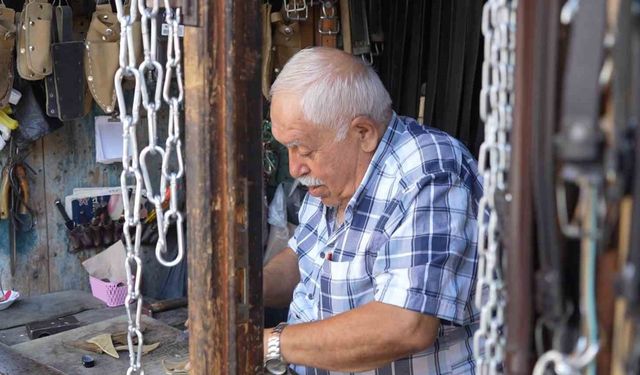 2 metrekarelik dükkanında üretiyor, 81 ile gönderiyor
