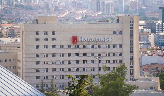 Anne karnında ilk kapalı operasyon