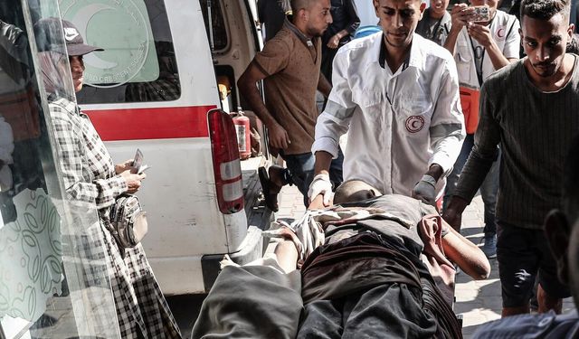 Gazze'de şehit sayısı 73 bin 98'e yükseldi
