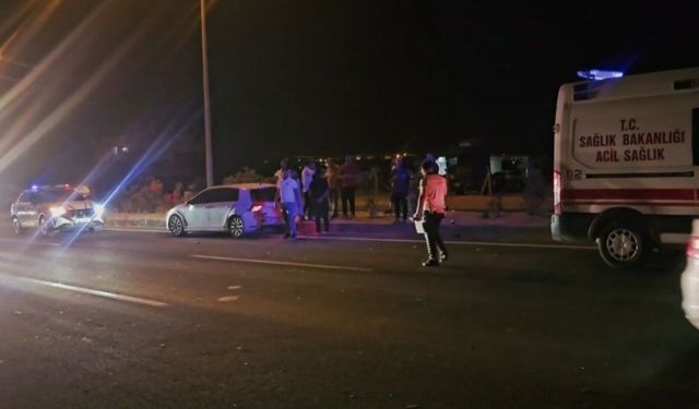 Mardin’de iki otomobil çarpıştı: 3 yaralı