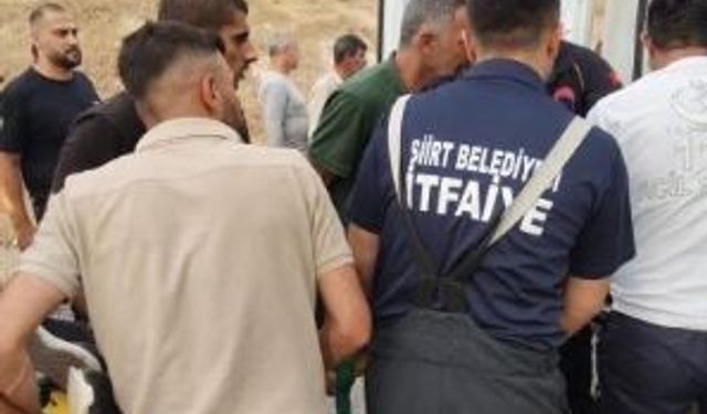 Siirt'te otomobil takla attı: 1'i ağır 3 yaralı