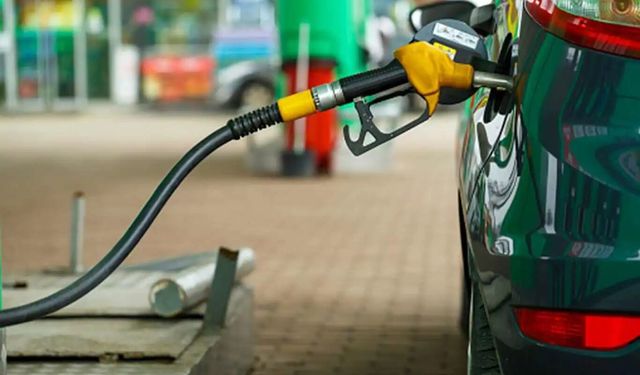 Sürücülere yine kötü haber: Motorine 3 lira 71 kuruş zam