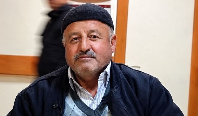 Traktör ile kayısı dalı arasında sıkıştı; hayatını kaybetti