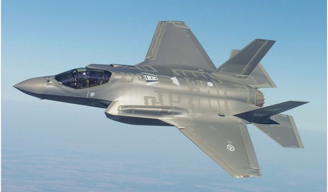 ABD'de F-35B savaş uçağı düştü