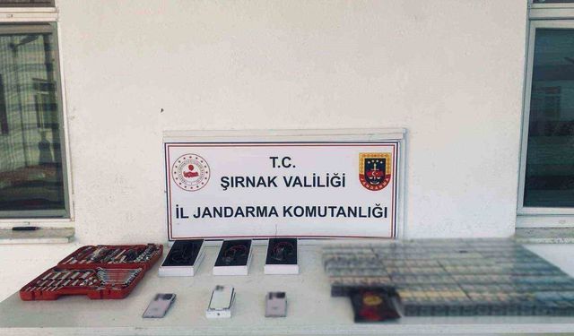 Şırnak'ta 26 milyon liralık kaçak malzeme ele geçirildi