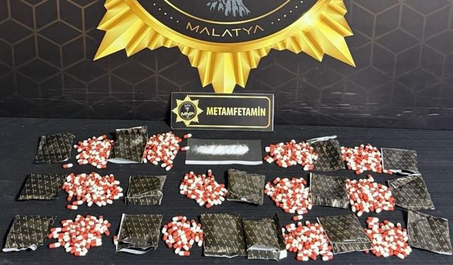 Malatya'da sokak satıcılarına operasyonda 8 kişi tutuklandı