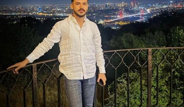 Koyun sürüsüne çarpan otomobilin sürücüsü öldü