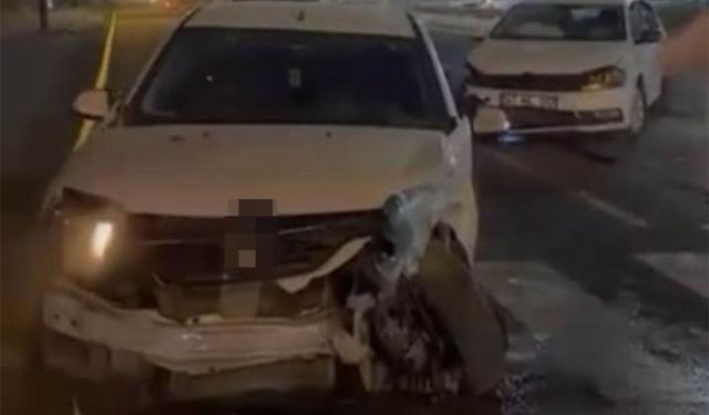 Mardin'de iki otomobil çarpıştı: 3 yaralı