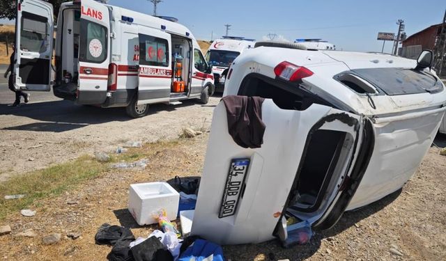 Malabadi Kavşağı'nda araç takla attı, 7 kişi yaralandı