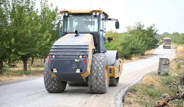 Malatya'da kırsal mahallelerin yolları yenileniyor