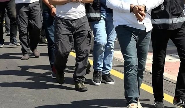 Okullara saldırı hazırlığı iddiası: C31K suç örgütüne yönelik operasyonda 27 şüpheli yakalandı