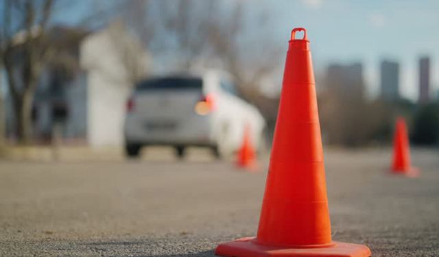 Sürücü kurslarında sınav sistemi değişiyor: Sabit parkur dönemi sona eriyor