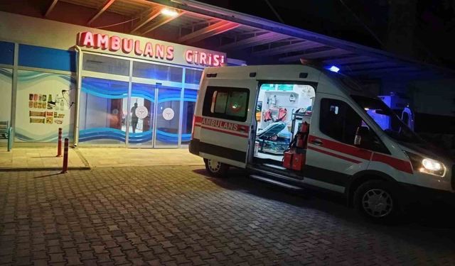 Adıyaman'da çekici ile otomobil çarpıştı: 3 yaralı