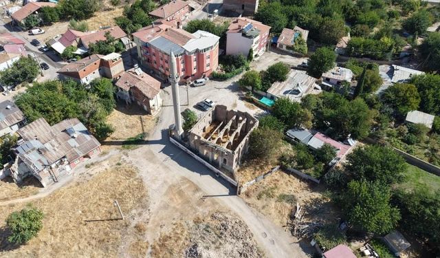 Elazığ'da 300 yıllık cami 6 yıldır restore edilmeyi bekliyor