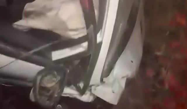 Diyarbakır'da iki otomobil çarpıştı: 7 kişi yaralandı
