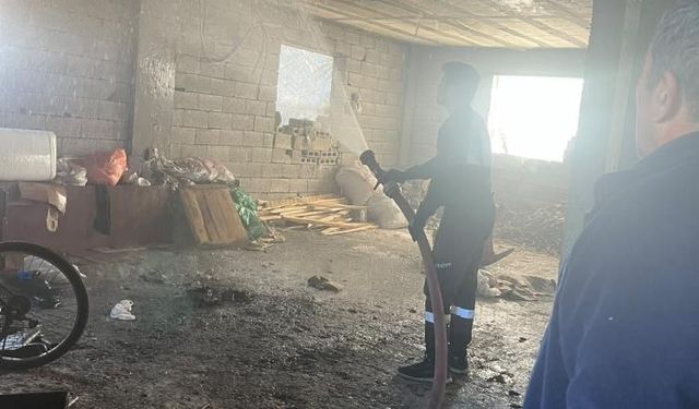 Van'da ev yangın! Evin zemin katı alevlere teslim oldu
