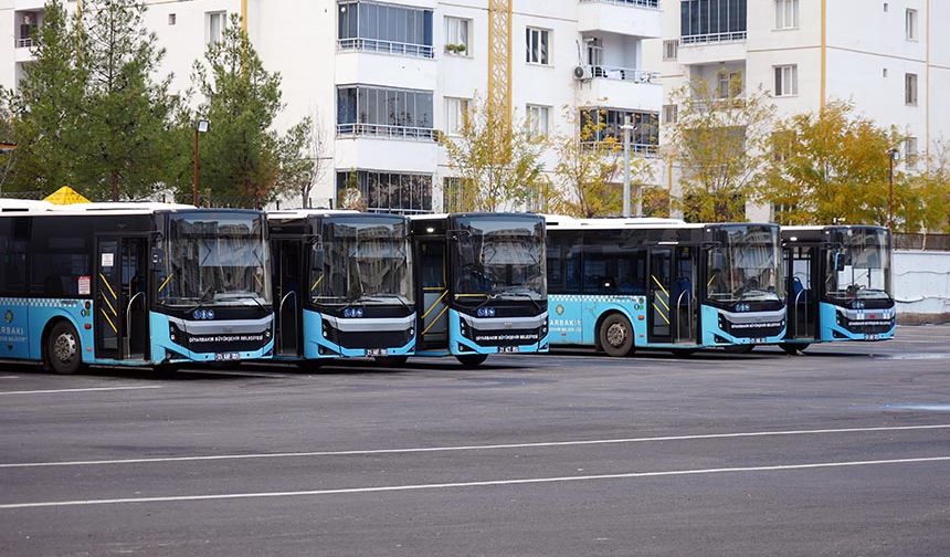 Diyarbakır'daki toplu taşımaya 14 otobüs çözüm olacak mı?