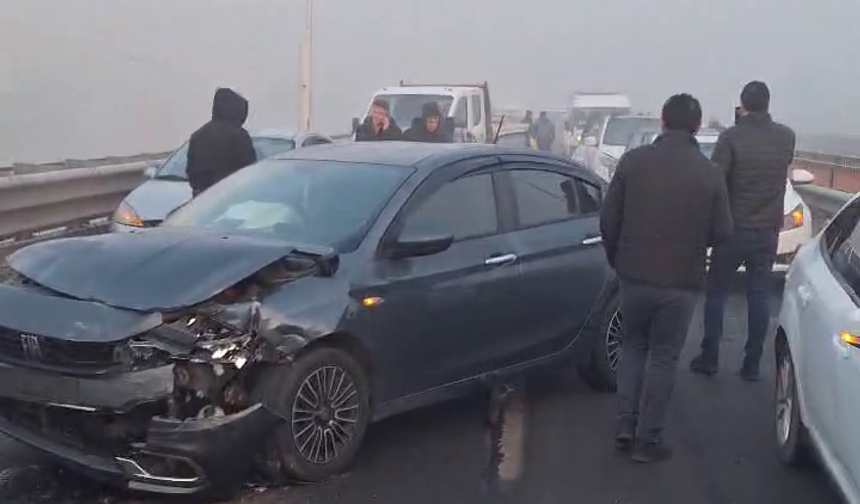 Diyarbakır'da zincirleme trafik kazası: 6 yaralı