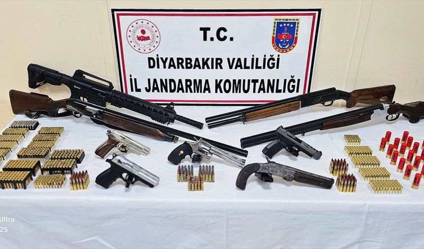 Diyarbakır'da 3 kişinin yaralandığı kavgaya ilişkin silah ve mühimmat ele geçirildi