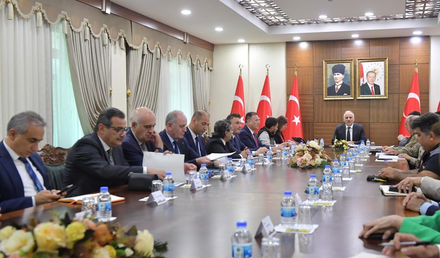 Diyarbakır’da yangın alarmı: Tedbirler masaya yatırıldı