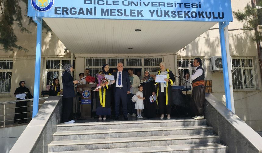 Ergani Meslek Yüksekokulu'nda mezuniyet töreni