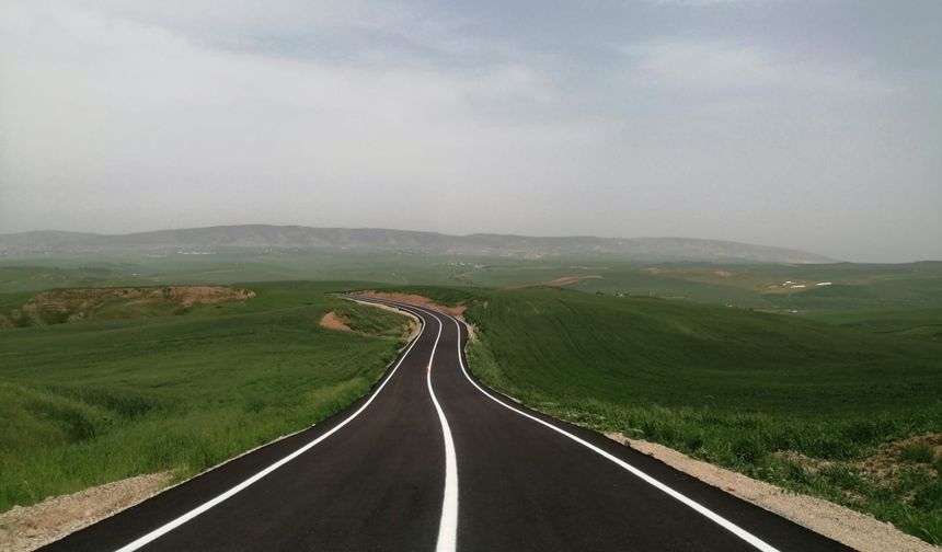 Diyarbakır'da 2 bin 310 kilometre yol çizgisi çizildi