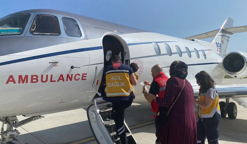 2 yaşındaki hasta uçak ambulansla sevk edildi