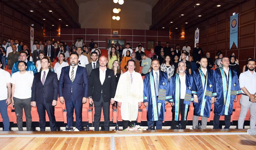 Sivil Havacılık Yüksekokulu yeni mezunlarını verdi